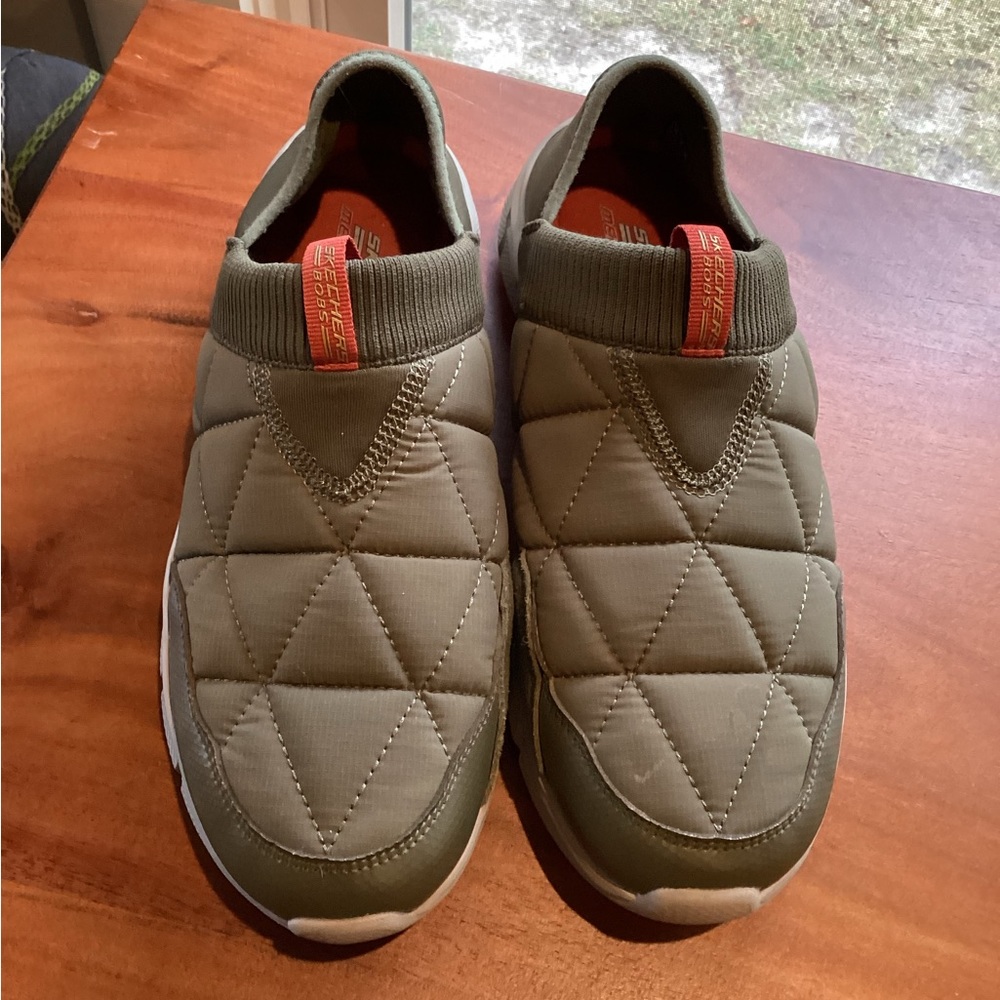 Skechers Bobs Shoes - Picture 1 of 8